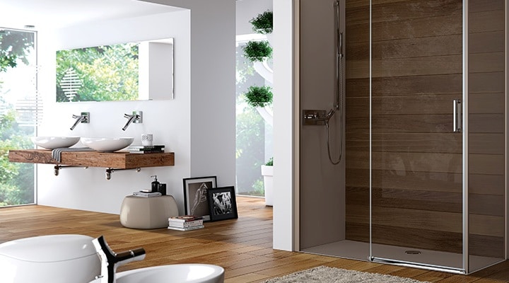 Una doccia a filo pavimento è una soluzione che elimina qualsiasi barriera architettonica per accedere nella doccia.